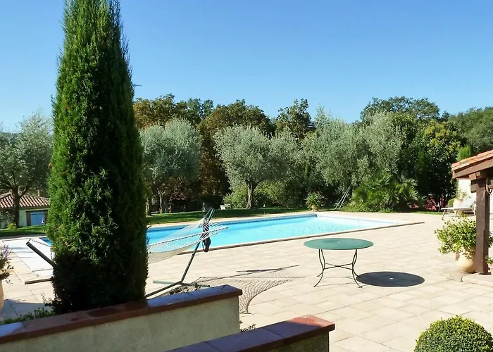 Semesterbostad Chateau De La Joie Saint-Victor-Rouzaud