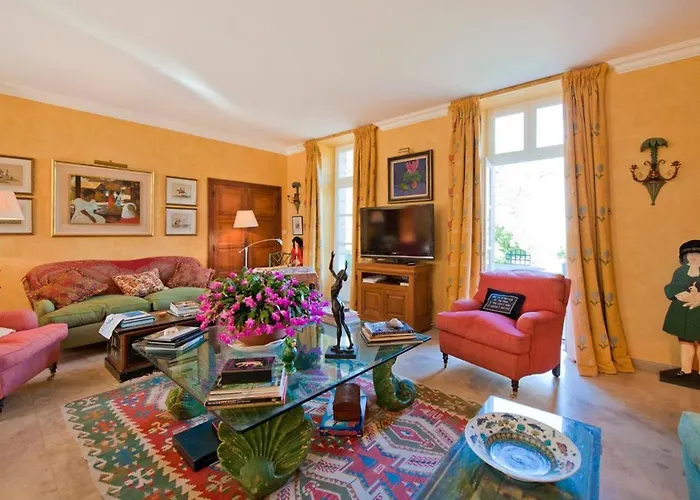 Semesterbostad Chateau De La Joie