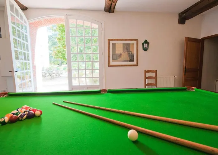 Chateau De La Joie Saint-Victor-Rouzaud