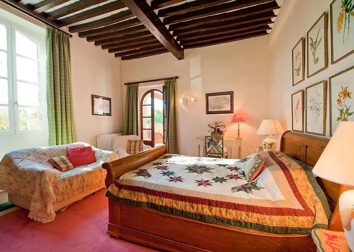 Chateau De La Joie Semesterbostad Saint-Victor-Rouzaud